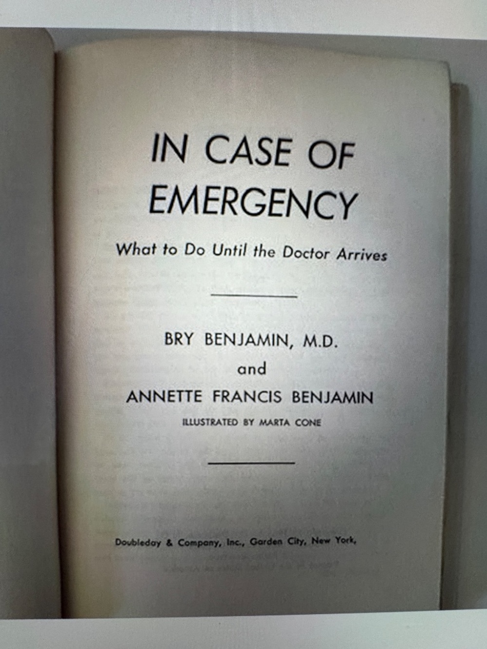 In Case Of Emergency What To Do Until The Doctor Arrives - Picture 3 of 7